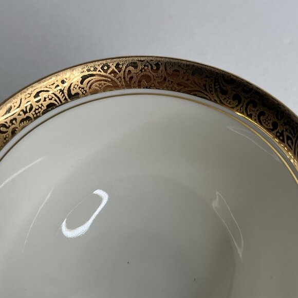 Kunst Kronach Bavaria Espresso Cups and Saucers Ivory with Gold Trim Set 2 - Picture 7 of 9